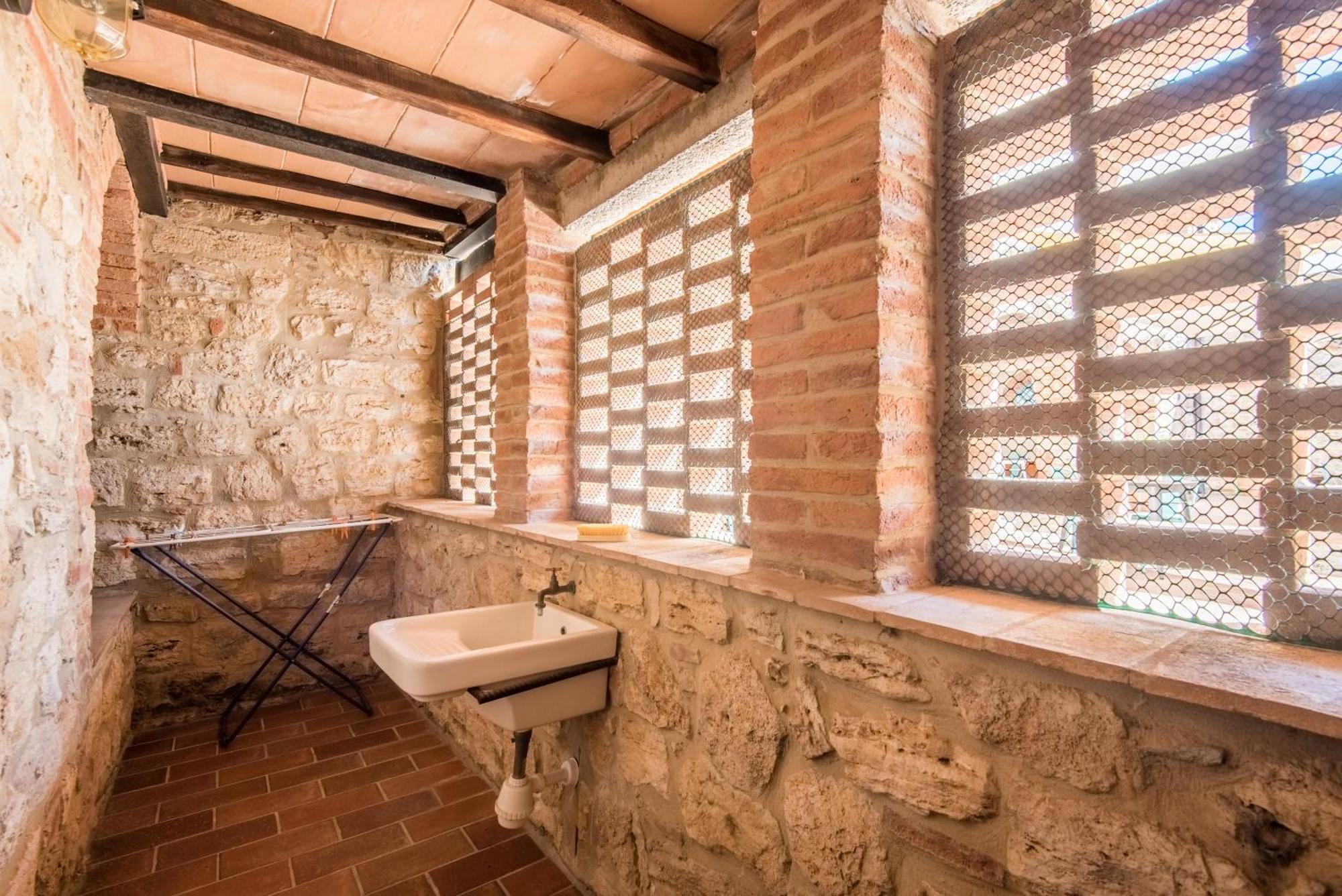 Appartamento La Cantina ราโปลาโนแตร์เม ภายนอก รูปภาพ